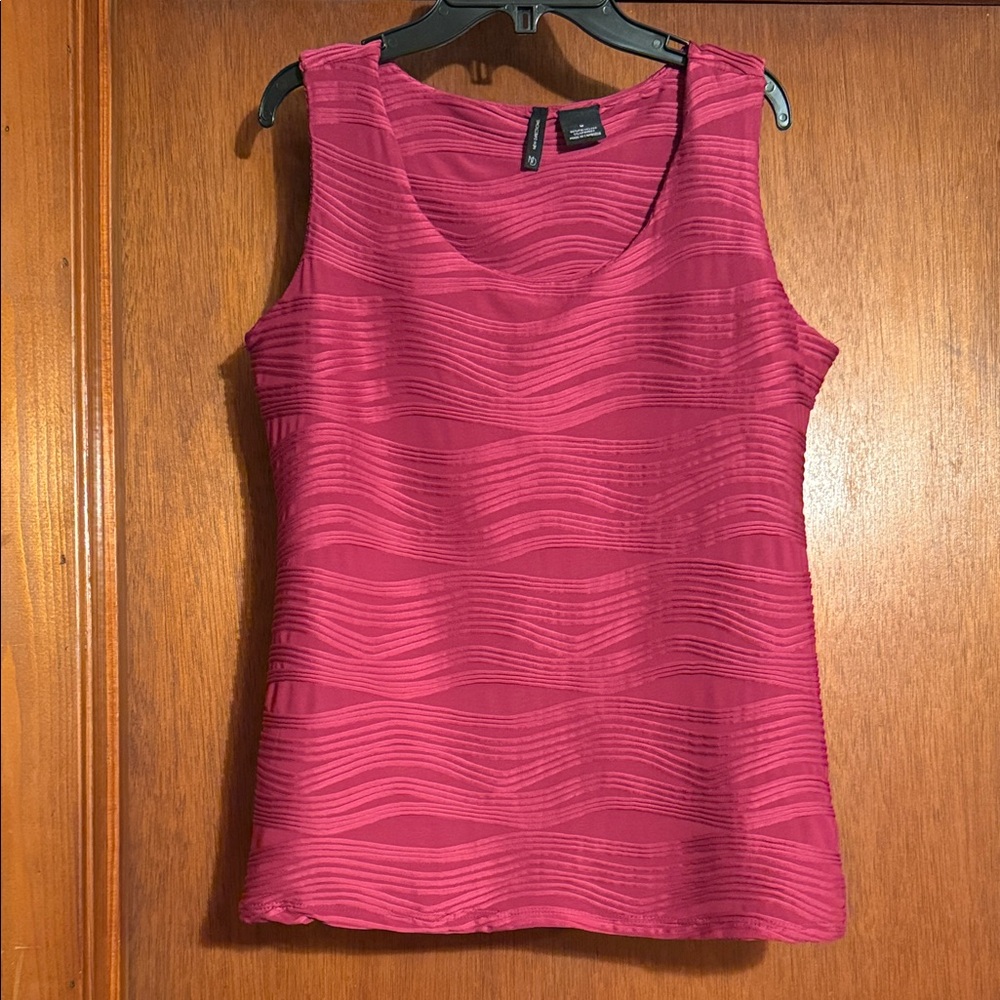 New Directions Fuchsia Wave Tank Top